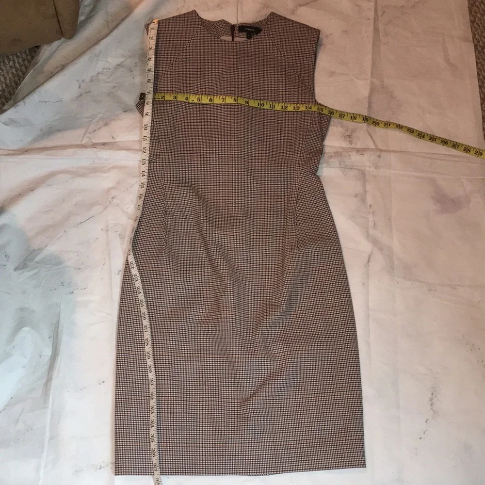 THEORY NWT FINE WOOL PENCIL SHEATH DRESS - Picture 8 of 11